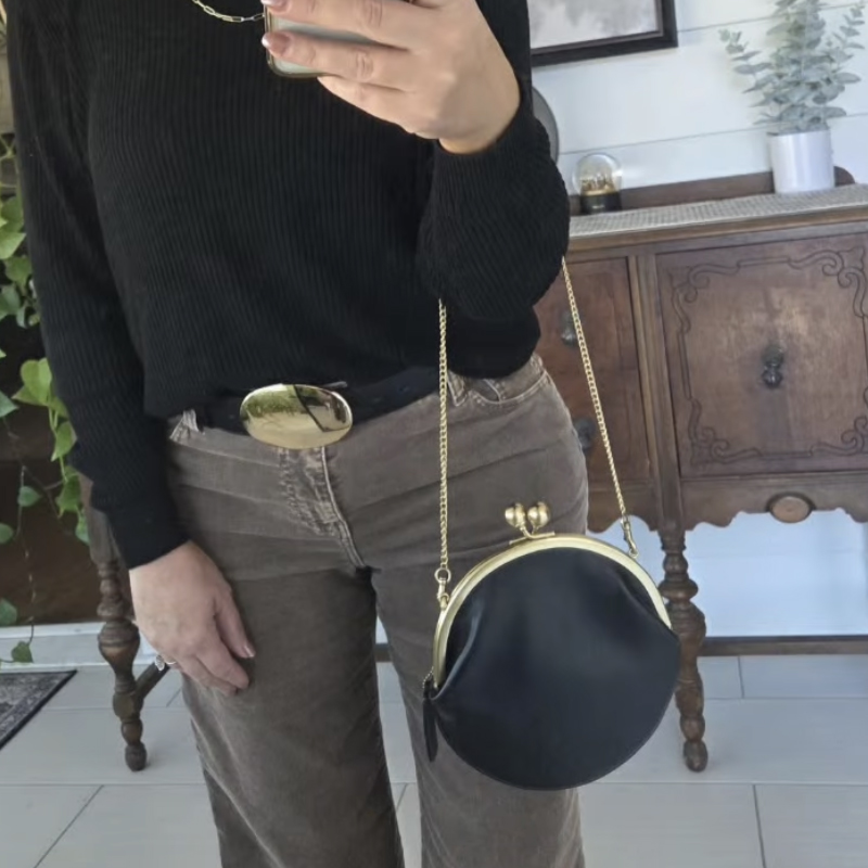 Kisslock Pouch 20cm Clutch Cli - Luxury Bags Outlet review and price